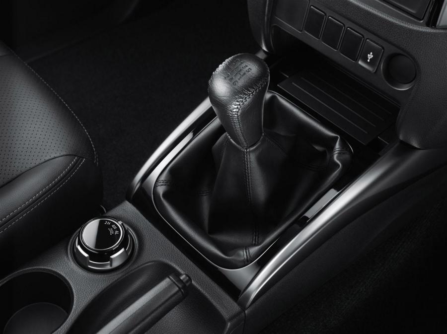  Mitsubishi Triton Double Cab 2015 года  (TH) (фото 12 из 29)